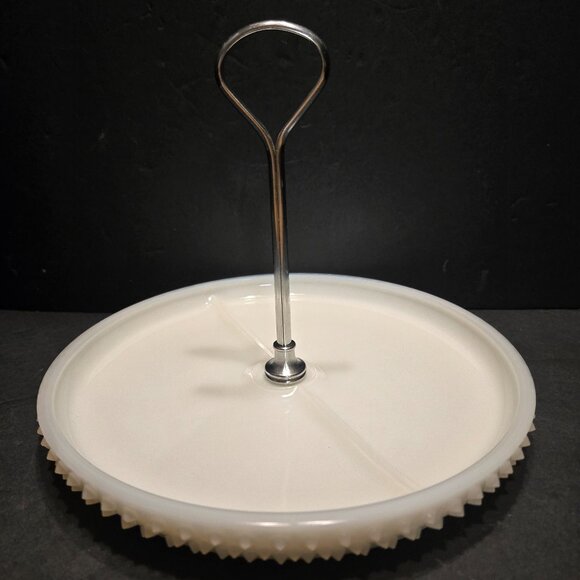 VINTAGE FENTON MILK GLASS CONDIMENT TRAY WITH CHROME HANDLE - Picture 1 of 6